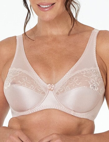 Fayreform Classic Underwire Bra, B-DD product photo