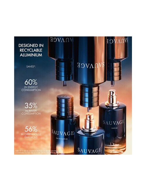 Dior Sauvage Eau De Parfum product photo View 05 L