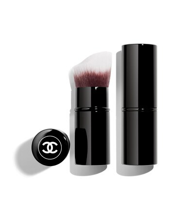 CHANEL PINCEAU FOND DE TEINT RETRACTABLE N°103 Retractable Foundation Brush product photo