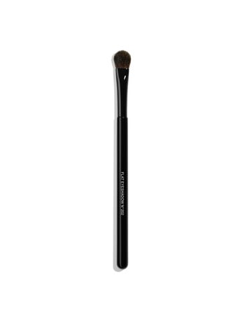CHANEL PINCEAU OMBREUR PLAT N°202 Eyeshadow Brush product photo