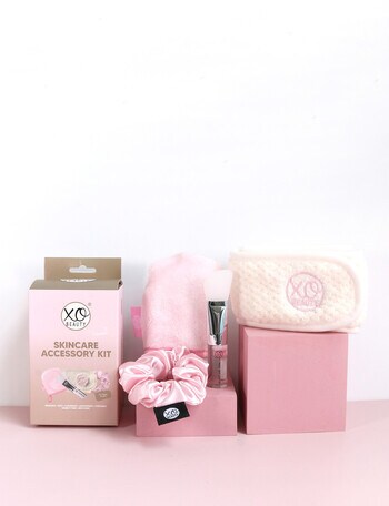 xoBeauty Skincare Accessory Kit product photo