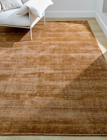 M&Co Clyde Rug, Bourbon, 200x290cm product photo