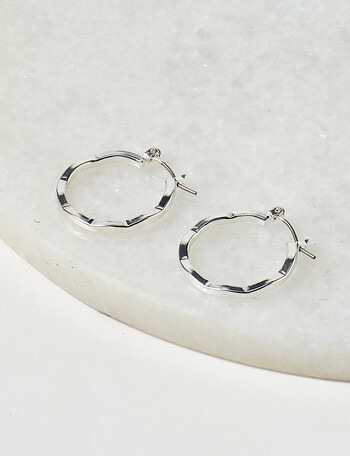 Earsense Wavy Click Hoop, Silver, 24mm product photo