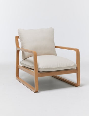 LUCA Furniture Chelsea Chair, Natural product photo
