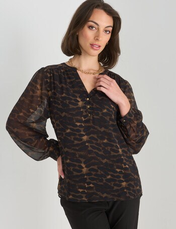 Oliver Black Animal Print Long Sleeve V Neck Blouse product photo