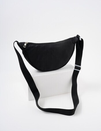 Switch Sling Pouch, Black product photo