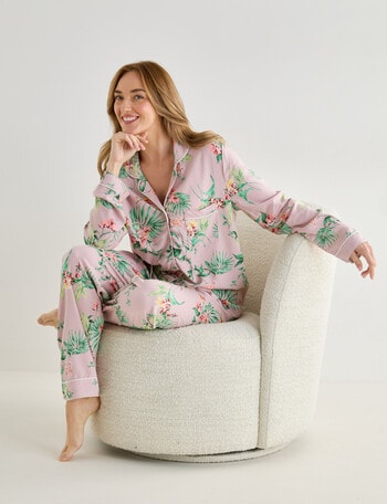 Whistle Sleep Classic Floral Long Sleeve PJ Set, Soft Pink product photo