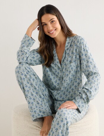 Whistle Sleep Classic Long Sleeve PJ Set, Soft Mint Print product photo