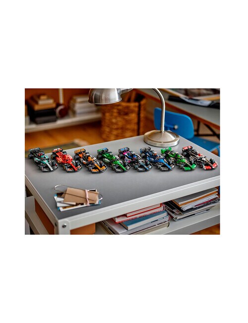 LEGO Speed Champions Mercedes-AMG F1® W15 Race Car, 77244 product photo View 15 L