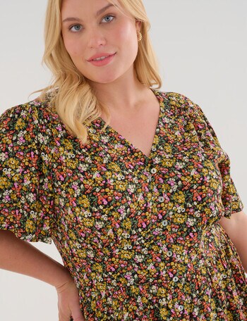 Studio Curve Ditsy Floral Tea Dress, Black product photo