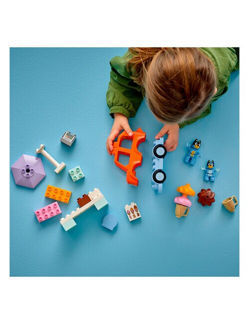 LEGO DUPLO Duplo Ice Cream Trip With Bluey, 10458 product photo View 04 L