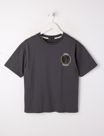 No Issue Palm Sunset Short Sleeve Box Tee, Smoke product photo