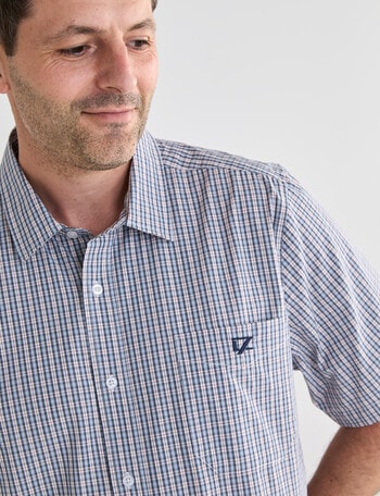 Line 7 Grant Short Sleeve Shirt, Light Blue product photo
