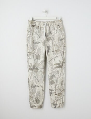 No Issue Trackpant, Camo Light product photo