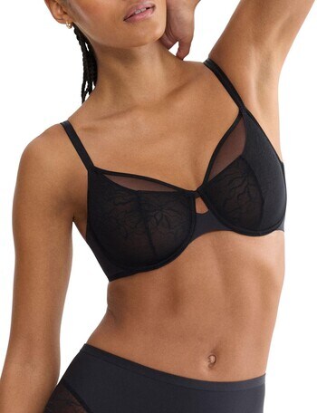 Triumph Comfort Contour Minimiser Underwire Bra, Black, C-F product photo
