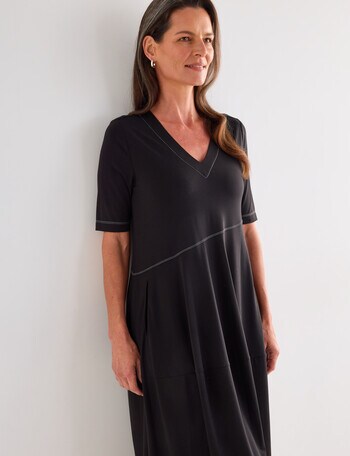 Ella J Short Sleeve Knit Dress, Black product photo