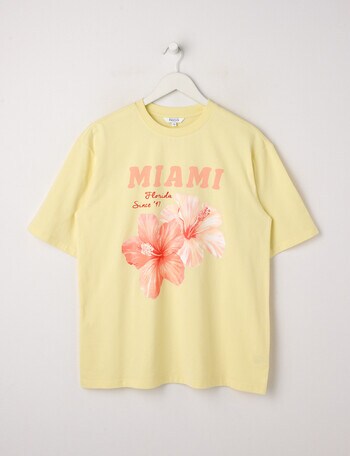 Switch Hibiscus Short Sleeve Oversized Tee, Lemon product photo