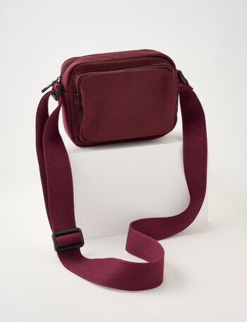 Mac & Ellie Camera Bag, Cherry Lacquer product photo