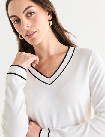 Oliver Black V-Neck Tipped Jumper, Ivory product photo