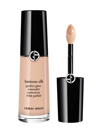 Armani Luminous Silk Perfect Glow Concealer product photo
