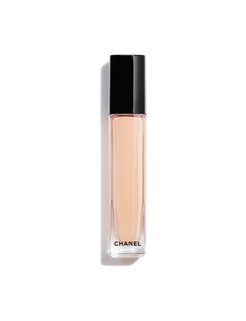 CHANEL LES BEIGES SERUM CONCEALER Natural Healthy Glow product photo