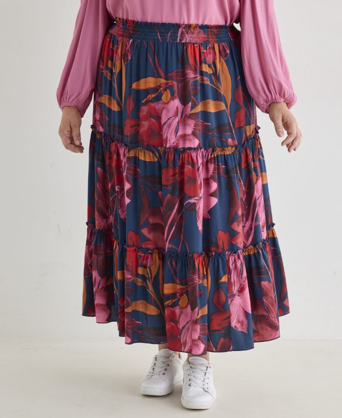Studio Curve Skirts